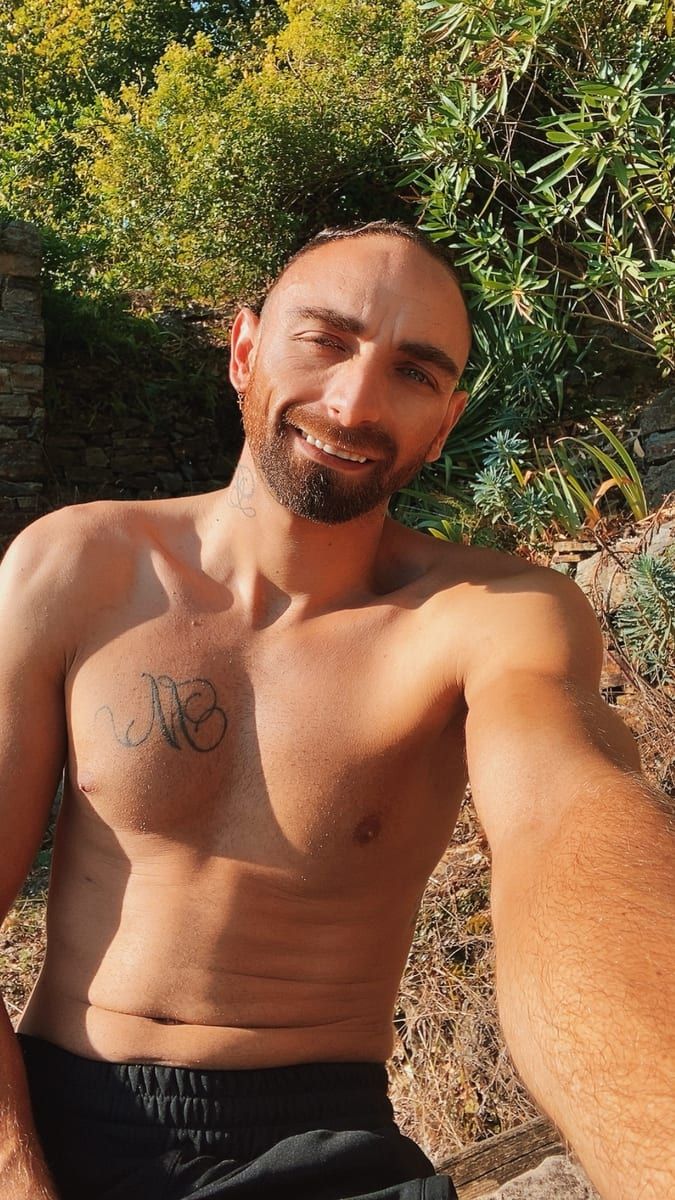 Dale - Gay dating in Sheridan Profile of Dale, 25, Gay dating in Sheridan (Wyoming)